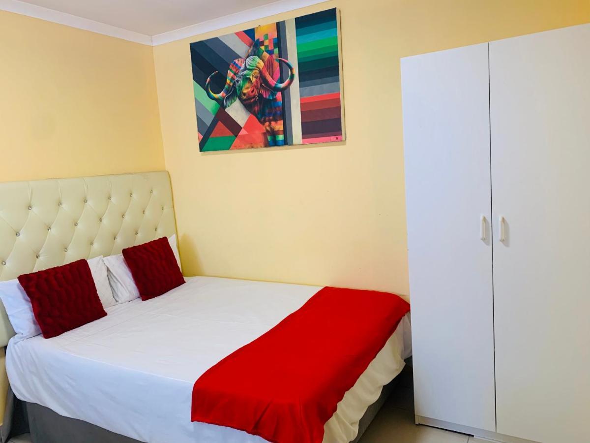 Mowetu Guest House Cape Town Exterior photo