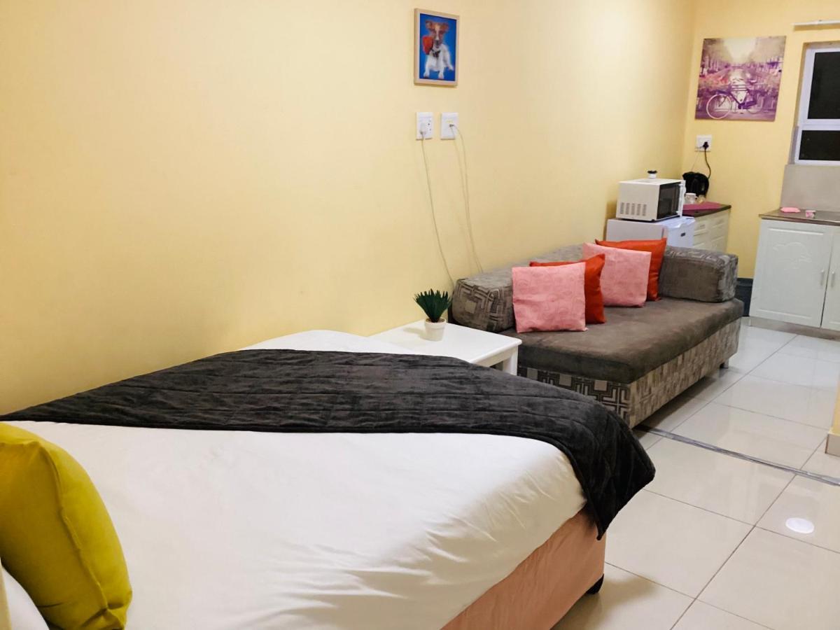 Mowetu Guest House Cape Town Exterior photo